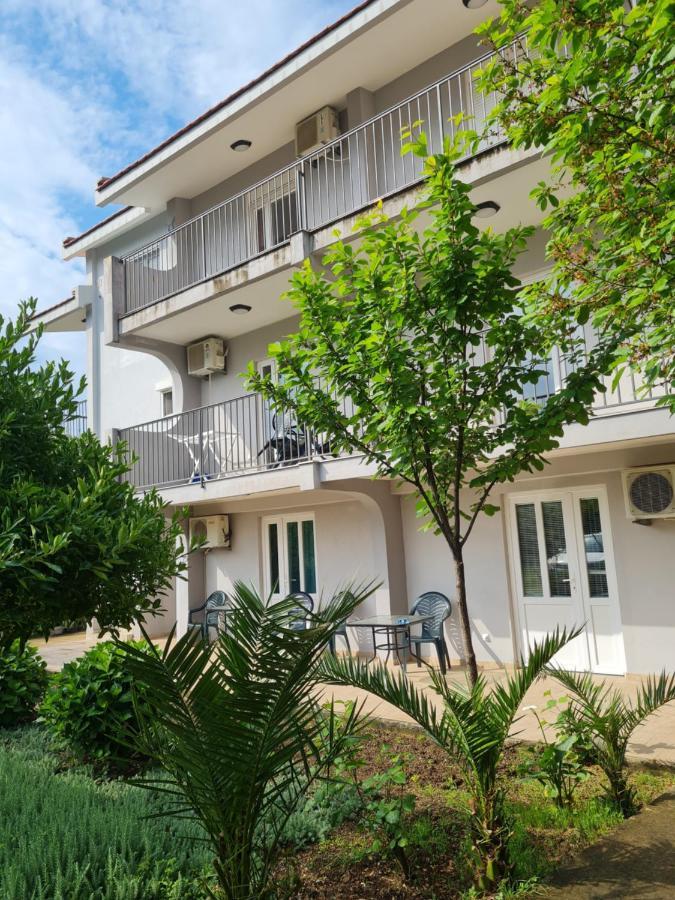 באר Apartments Macaso מראה חיצוני תמונה
