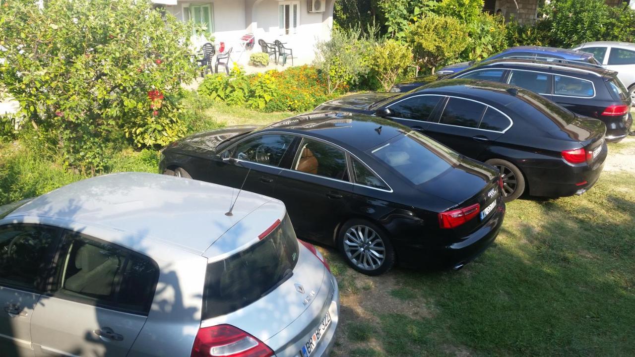 באר Apartments Macaso מראה חיצוני תמונה