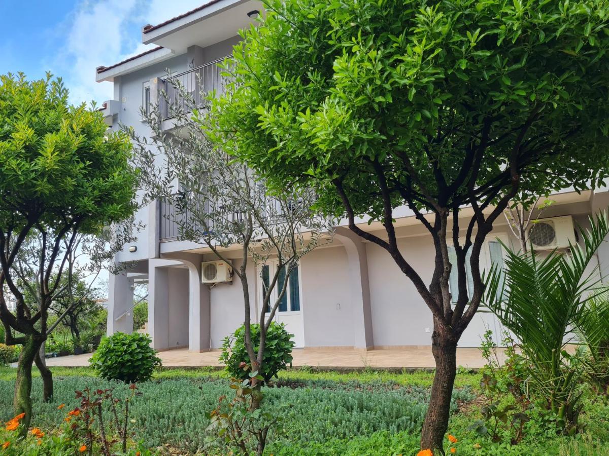 באר Apartments Macaso מראה חיצוני תמונה